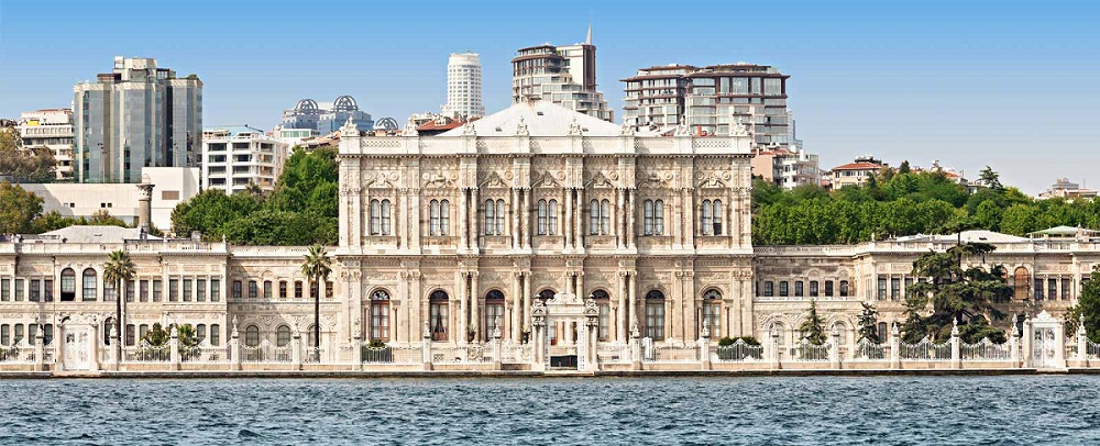 کاخ دلمه باغچه Dolmabahçe Sarayı